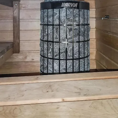 Junior Orange A 10 By Interhome * ターコブオリ